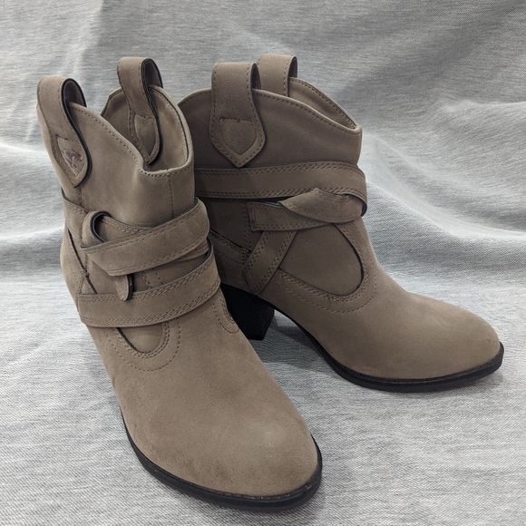 Rocket Dog Sayla Western Bootie Taupe sz 7.5 - Picture 2 of 8
